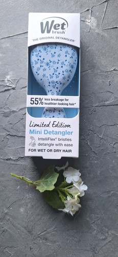 Wet brush limited edition mini - brush,